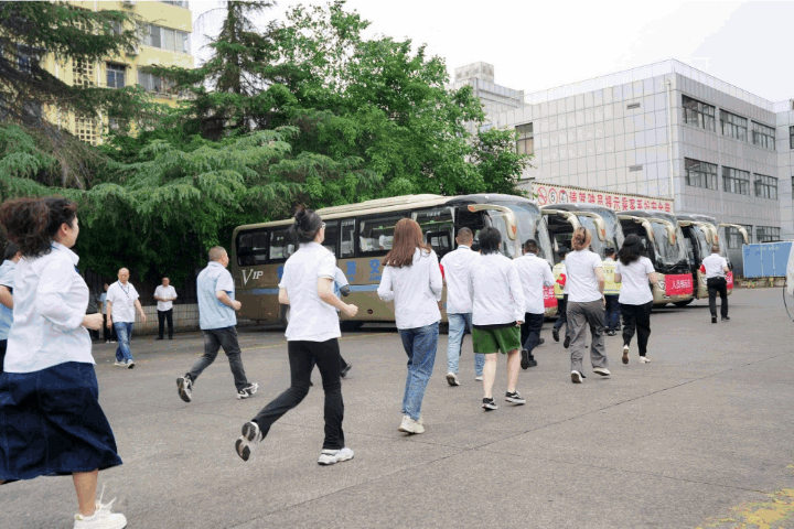 03cecdf474f1c90a3271a4d19cdfacea.gif